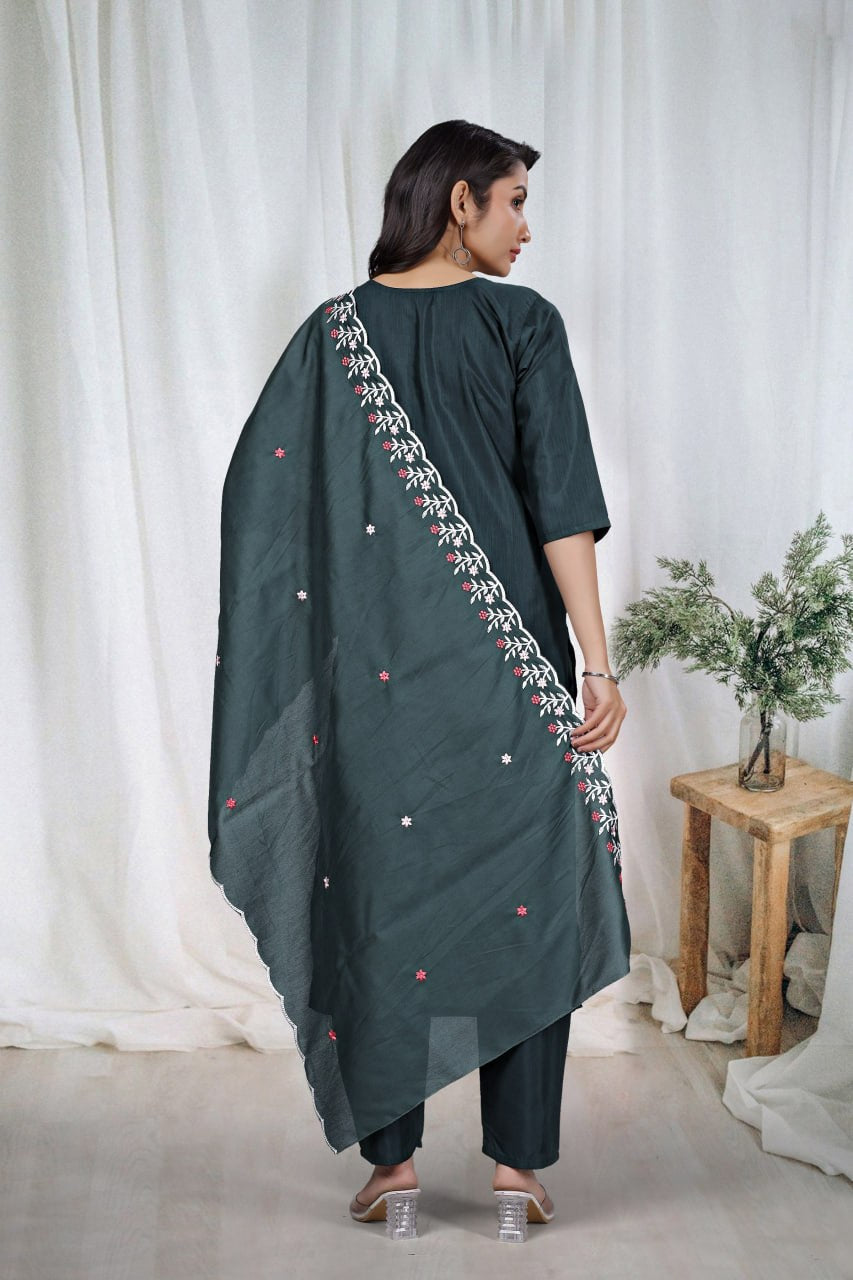 Premium Dark Green Embroidered Vertical Cotton Suit Set with Scalloped Dupatta