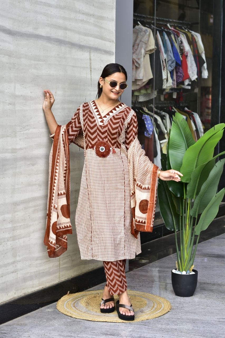 Premium Rust Brown Zik-Zek Print Jaipur Cotton Kurti Pant & Dupatta Set