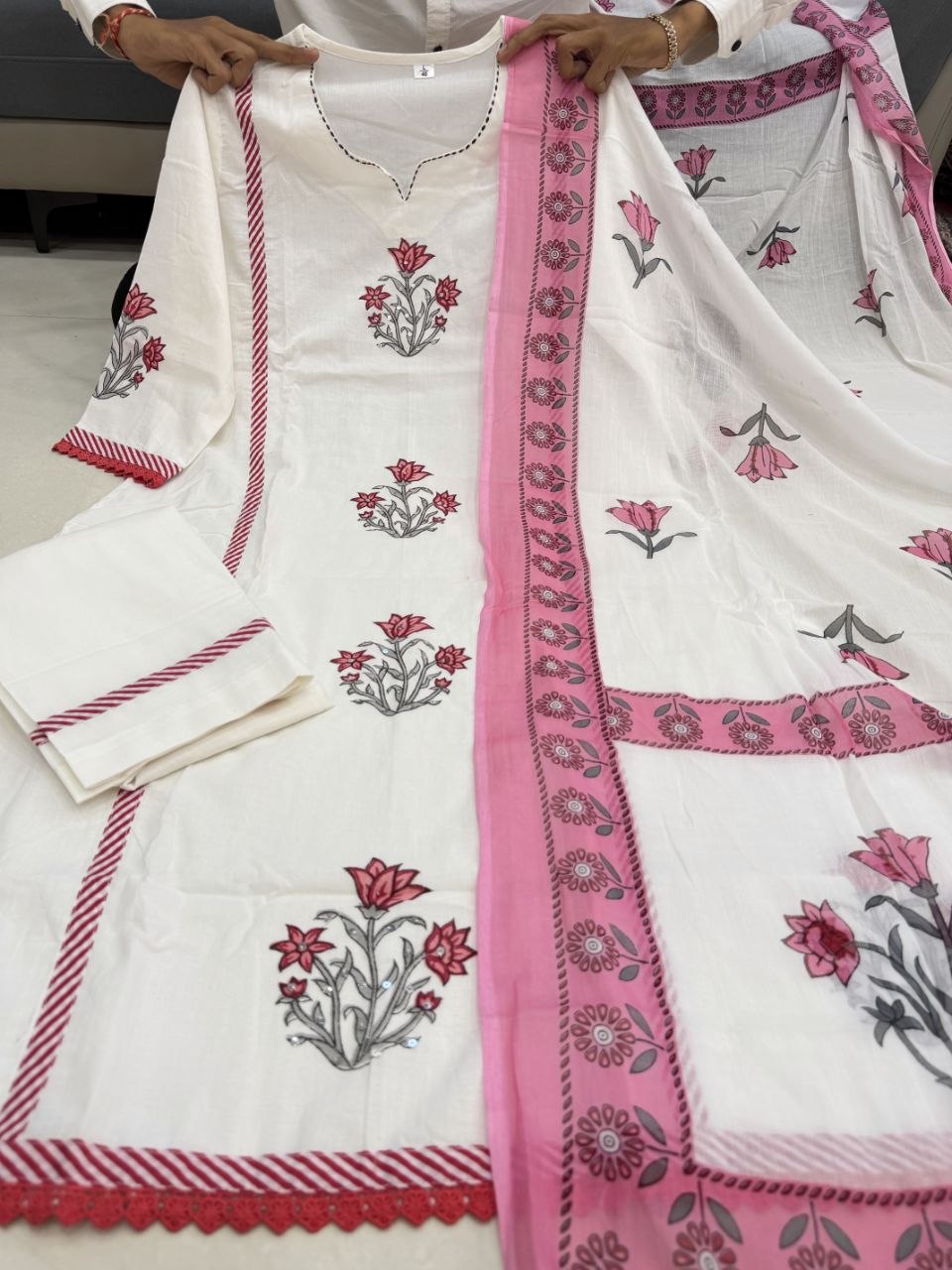 Jaipuri Off-White & Pink Floral Block Print Cotton Suit Set