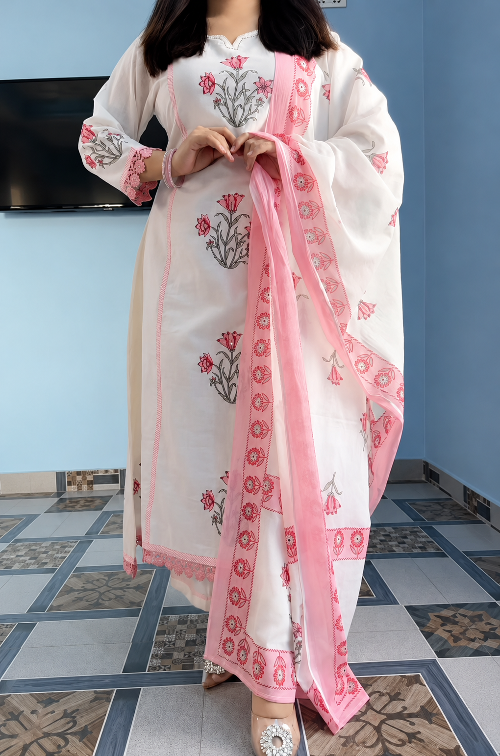 Jaipuri Off-White & Pink Floral Block Print Cotton Suit Set