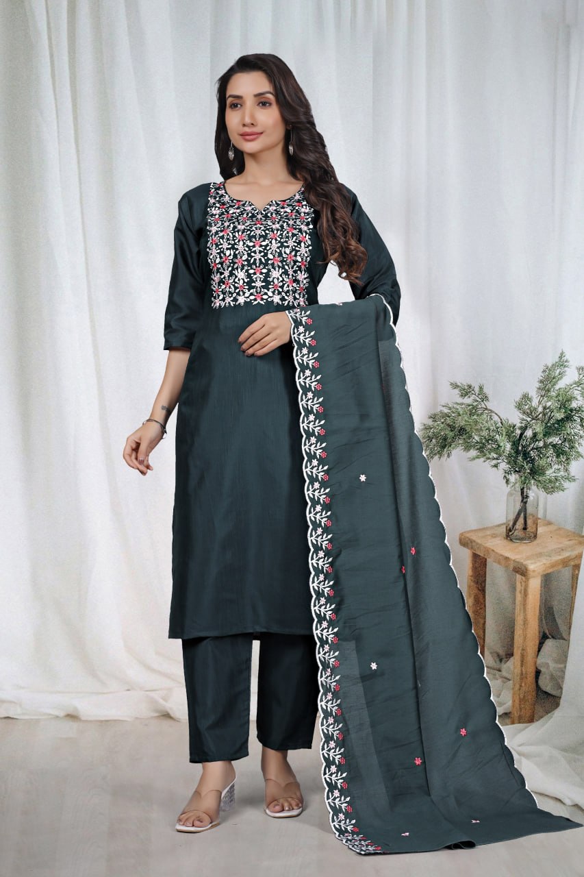 Premium Dark Green Embroidered Vertical Cotton Suit Set with Scalloped Dupatta