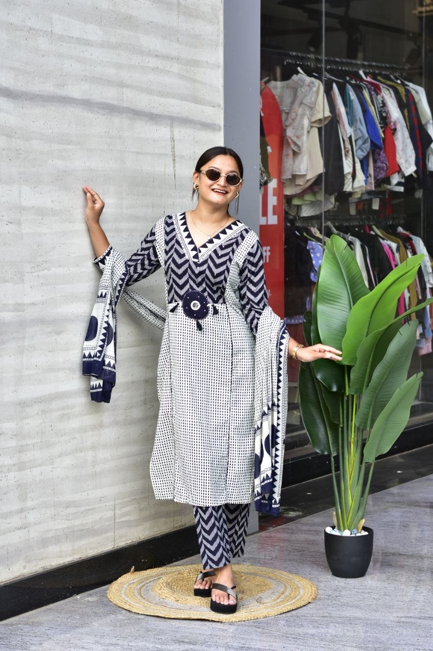 Premium Indigo Blue Zik-Zek Print Jaipur Cotton Kurti Pant & Dupatta Set